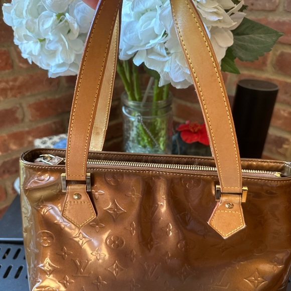 Louis Vuitton Houston Bag - Picture 12 of 17